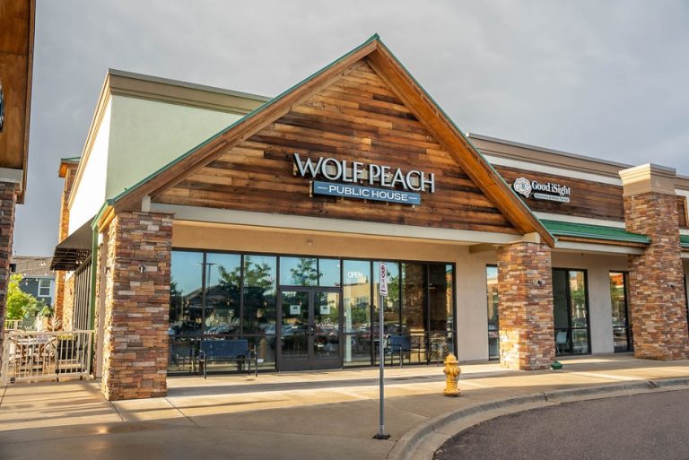 wolf peach restaurant