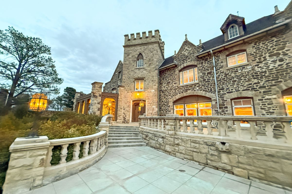 highlands ranch mansion